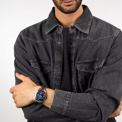4-sector-230-watch-r3253161057_v4n1fd