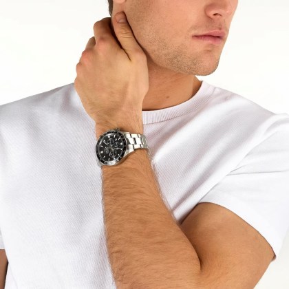 4-sector-230-watch-r3273661054_v4n1ab